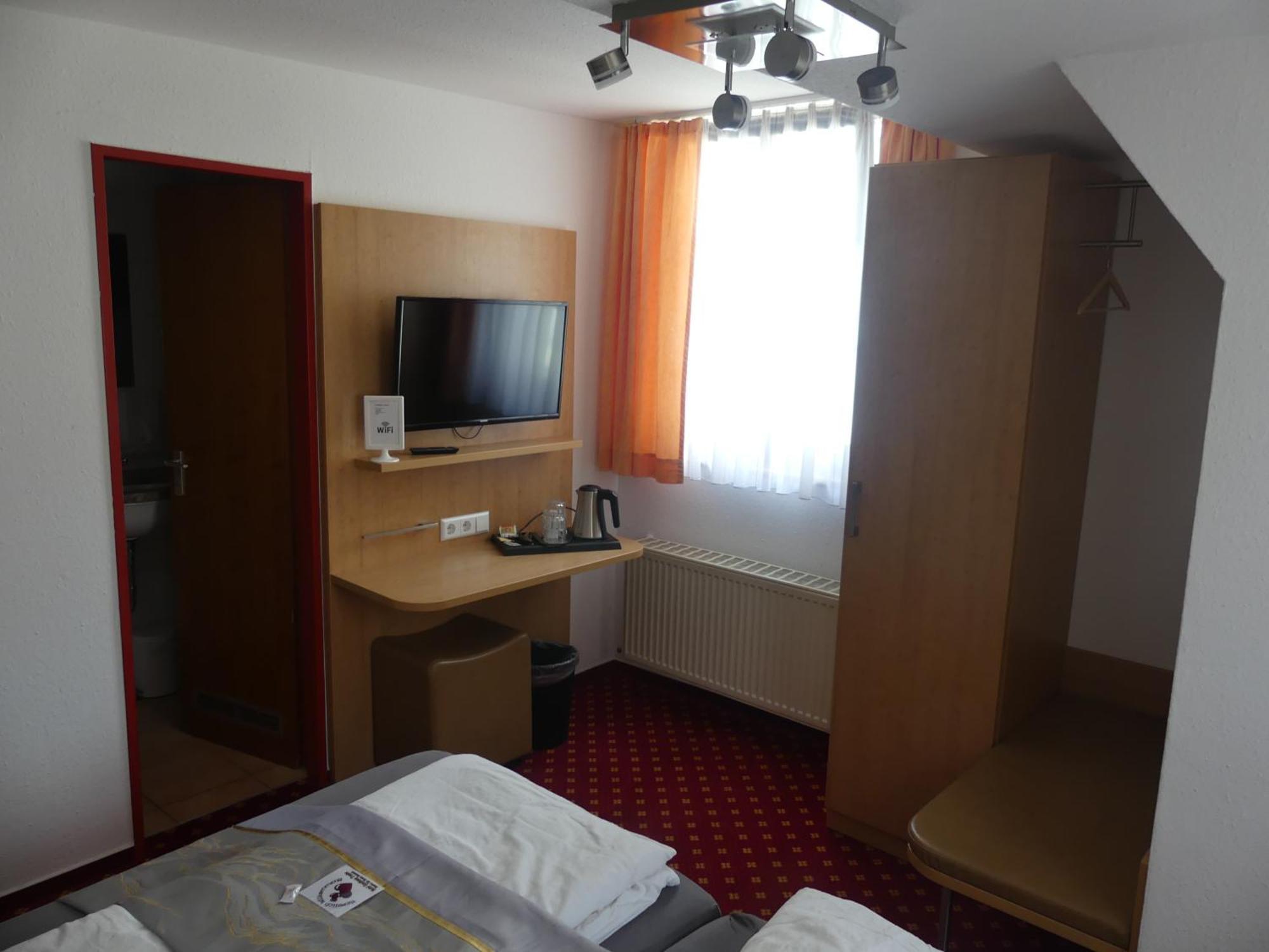 Hotel Traube 锡格马林根 外观 照片